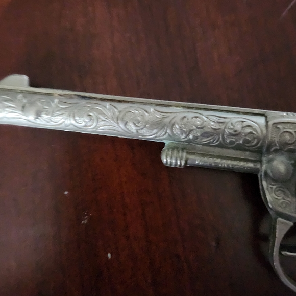 Vintage Hubley, Chief Toy Cap Gun - Picture 12 of 15